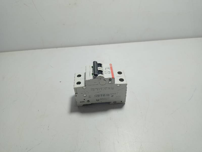 ABB S202M-C20 Circuit Breaker / 2CDS272001R0204 / S202MC20