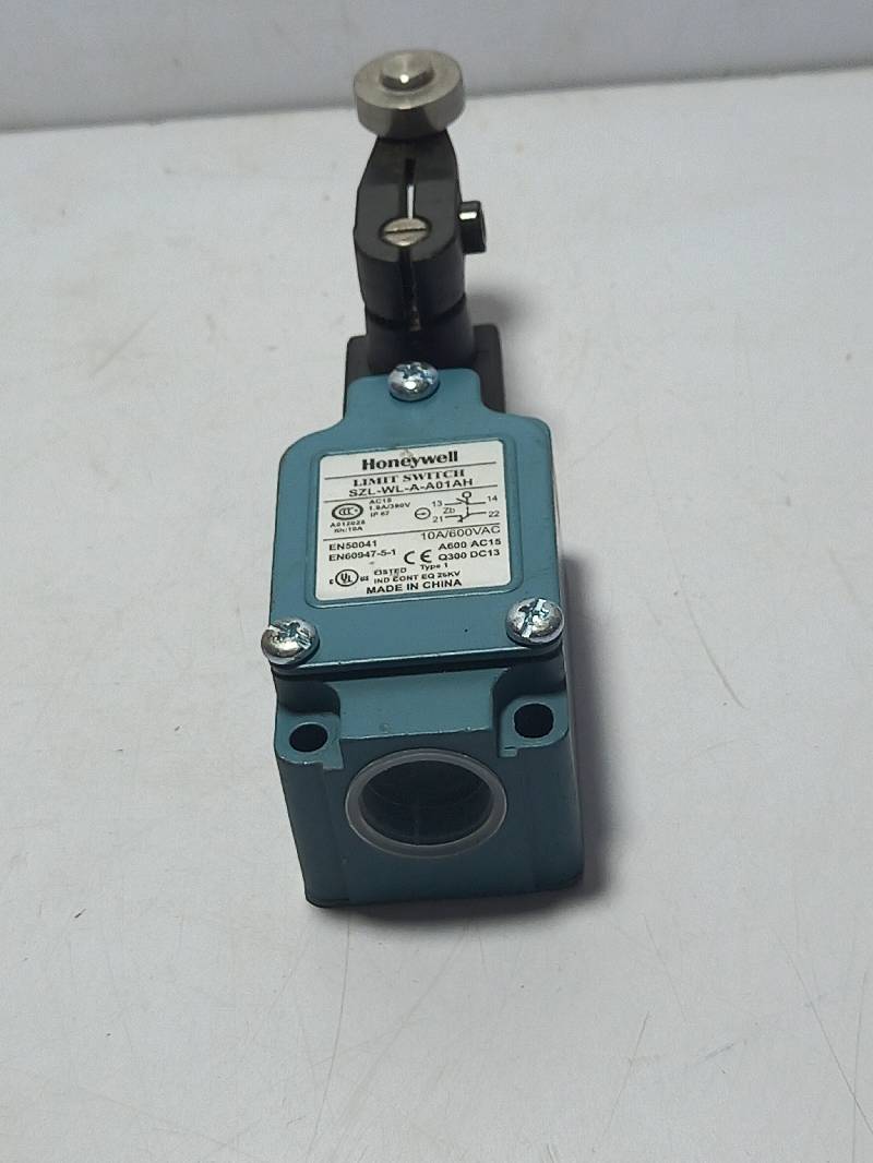 Honeywell SZL-WL-A-A01AH Limit Switch / 10A/600VAC / A600 AC15 / Q300 DC13