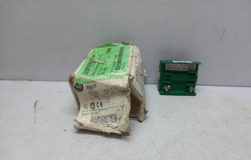 Allen Bradley 800T-XD1P  Sealed Contact Switch  600V AC MAX  Only 1No 