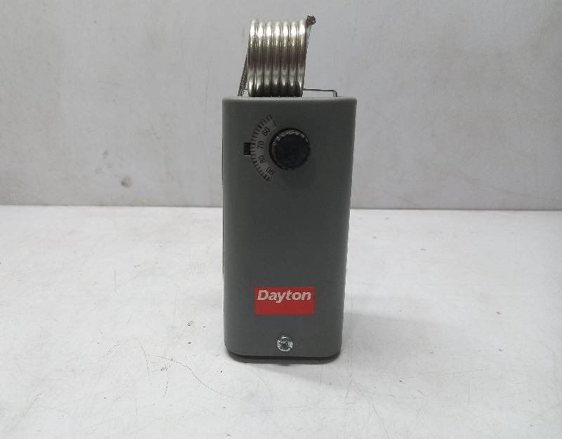 Dayton 2E207  Heating-Ventilating Control  Range: 30/110 F