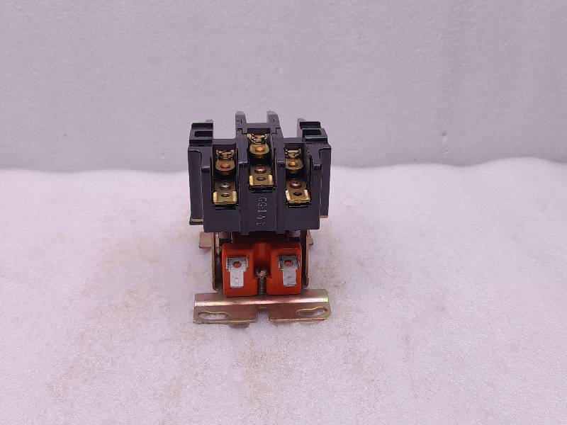 Furnas Electric3024-A-8704   Magnetic Contactor  42BE35ADZ