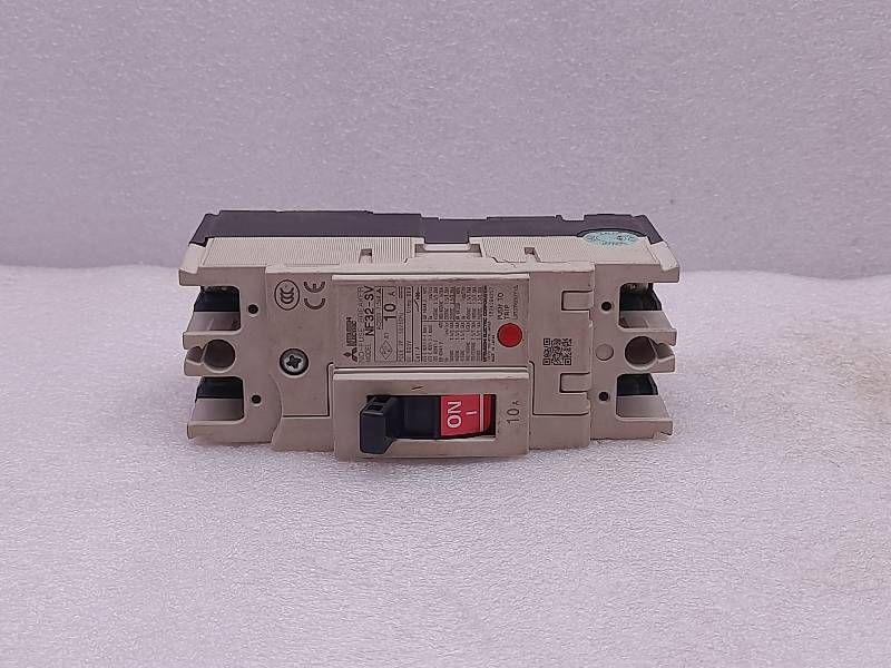 Mitsubishi Electric NF32-SV  No-Fuse Breaker  POLE 2P  AC200V 7.5kA  10A 50/60Hz