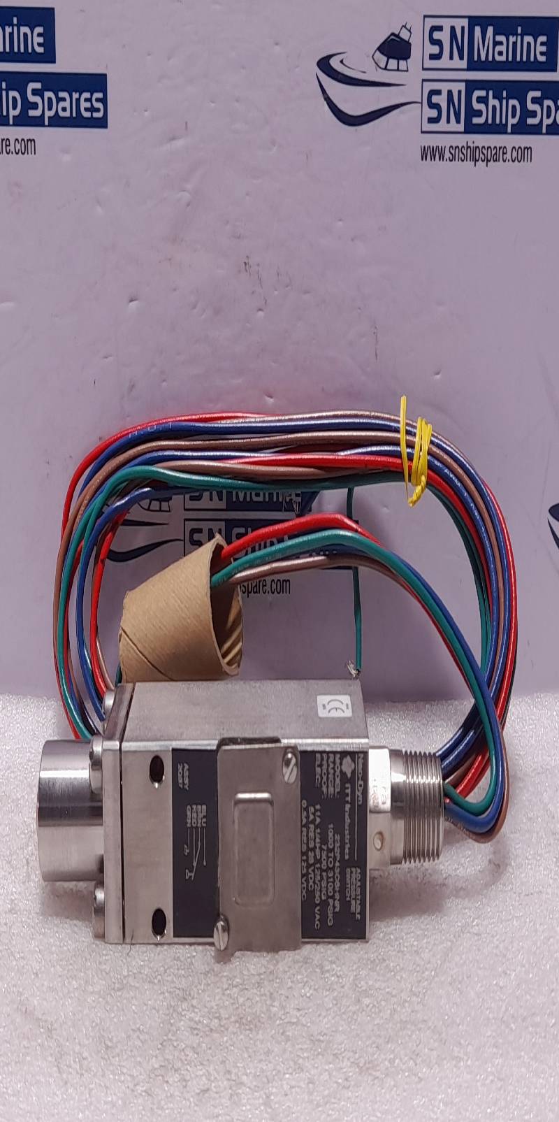 ITT Neo Dyn 232P43C6HNR Adjustable Pressure Switch Range 1000 To 3100 PSIG Proof 7500 PSIG