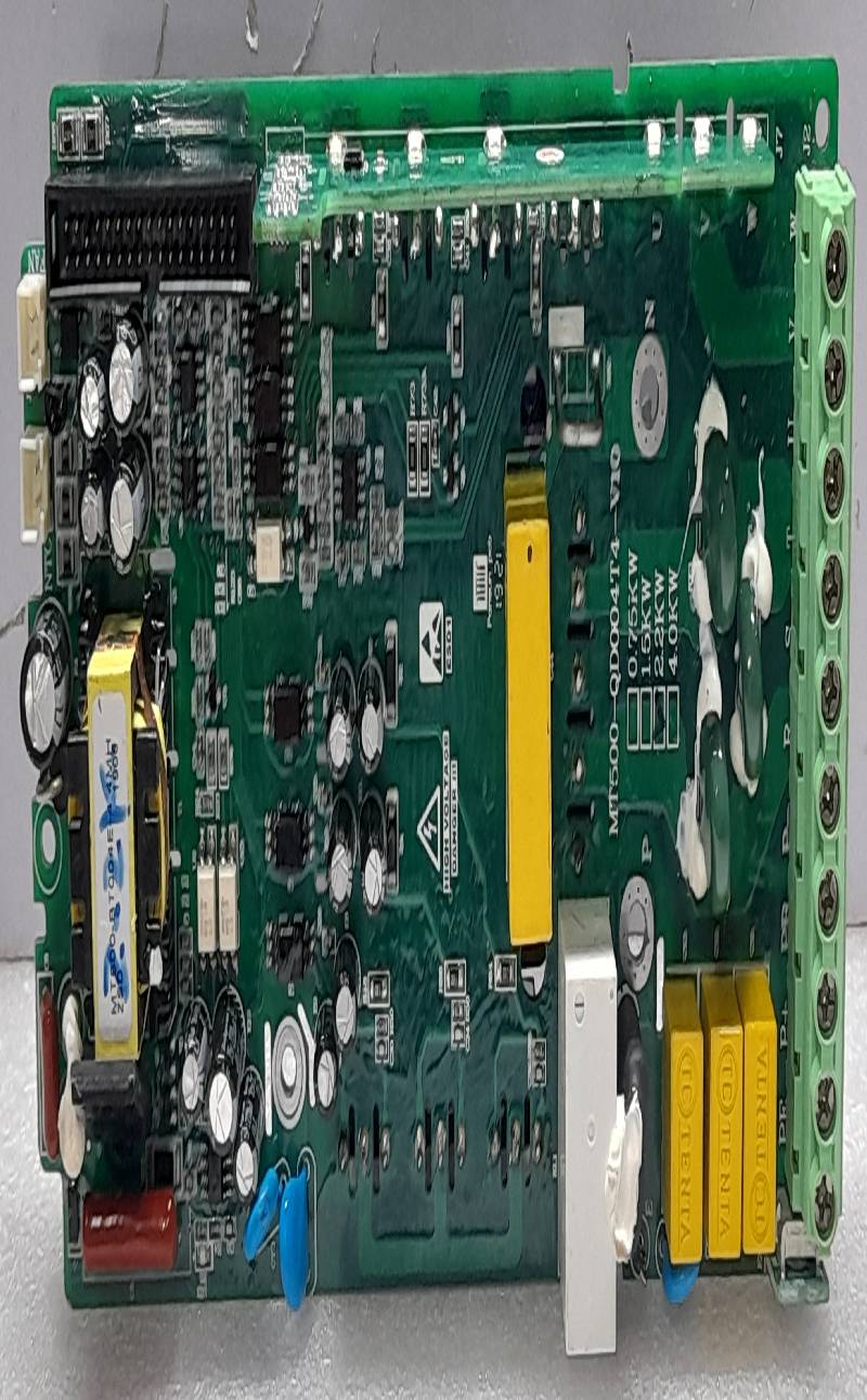 PCB MT500-QD004T4-V10 2.2KW MT500-0R7CS-V10