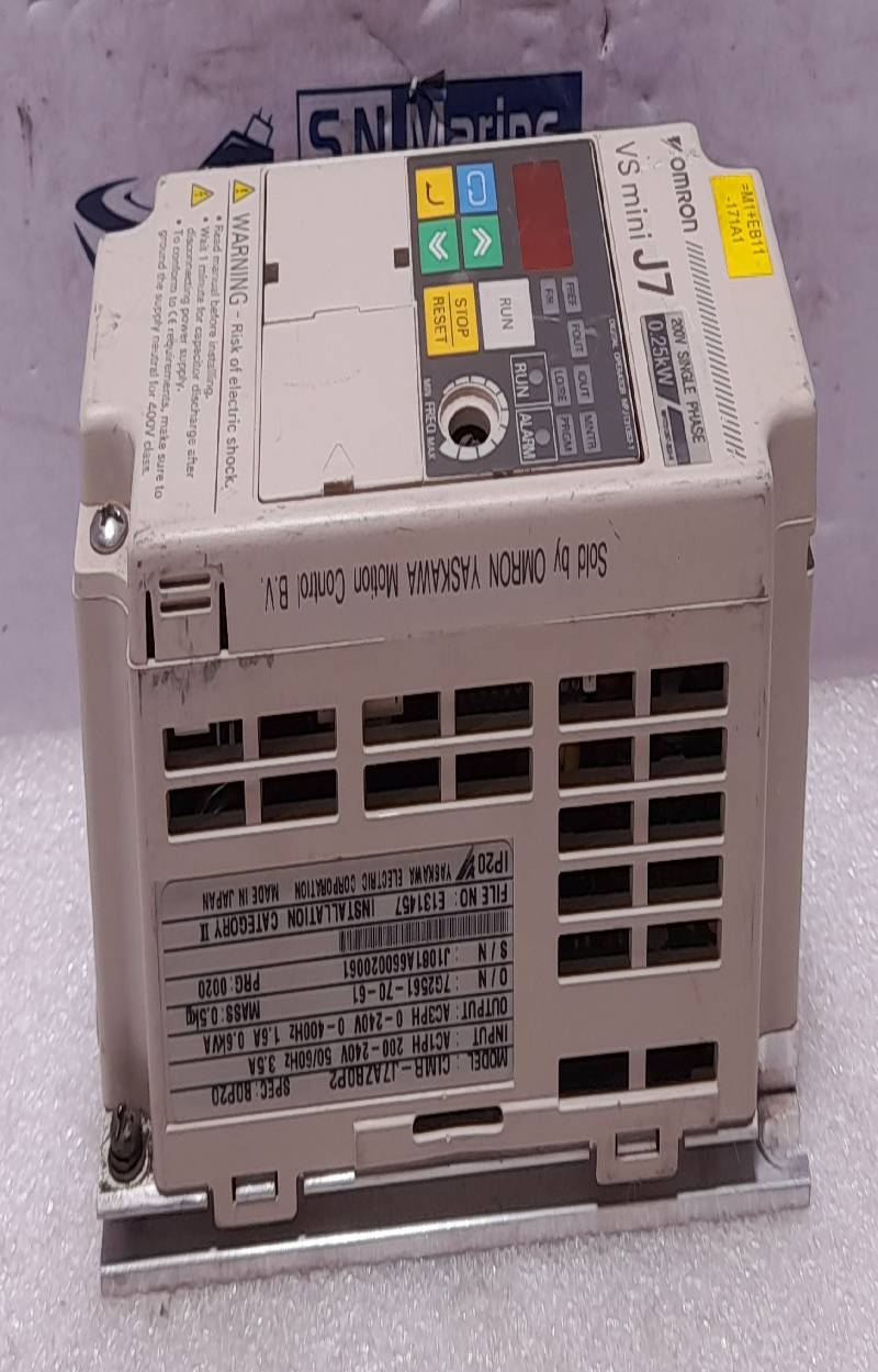 Omron Yaskawa CIMR – J7AZB0P2 VS mini J7 Inverter 200-240V 5060Hz