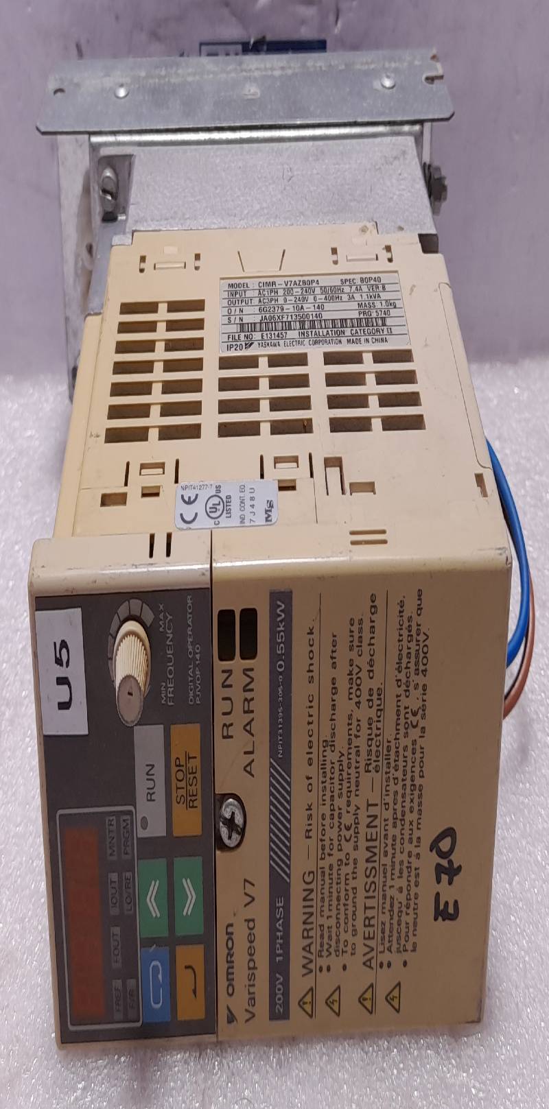 Omron CIMR-V7AZB0P4 Varispeed V7 Digital Inverter 200-240V 50/60Hz Yaskawa Electric