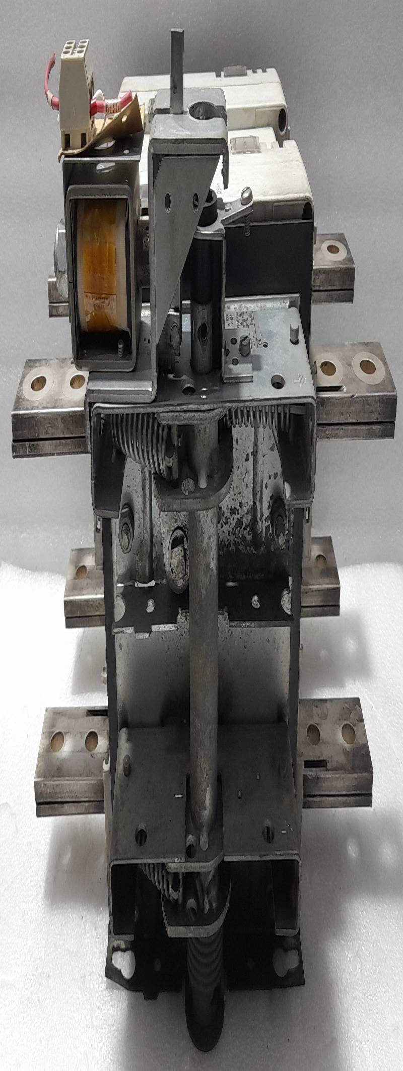 ABB OETL-NF1600-2 General Purpose Switch 480VAC 1600A Ith: 2500A 50...60Hz