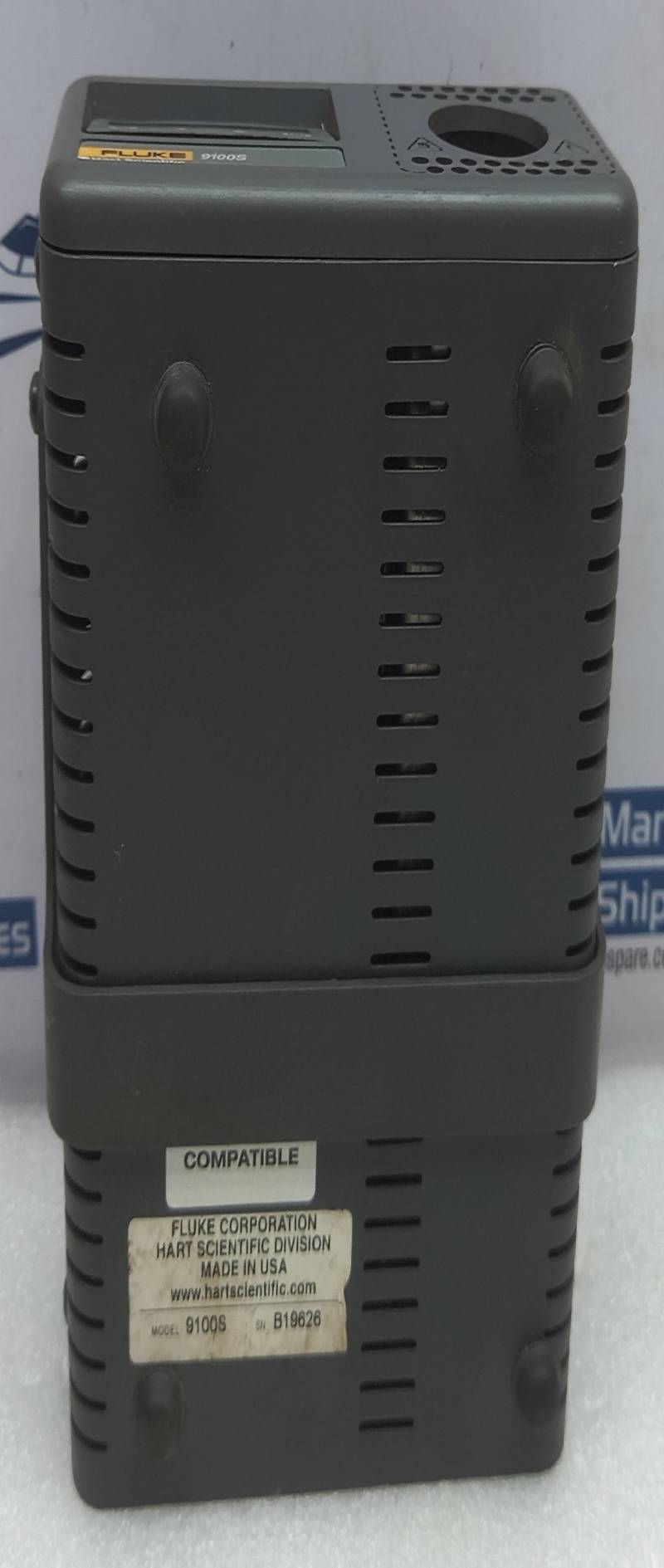 Fluke 9100S Handleheld Dry-Well Temperature Calibrator