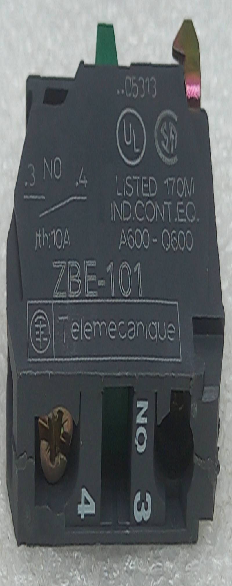 Telemecanique ZBE-101 Contact Block A600-Q600 AC 15 240V 3A 4PCs In Lot