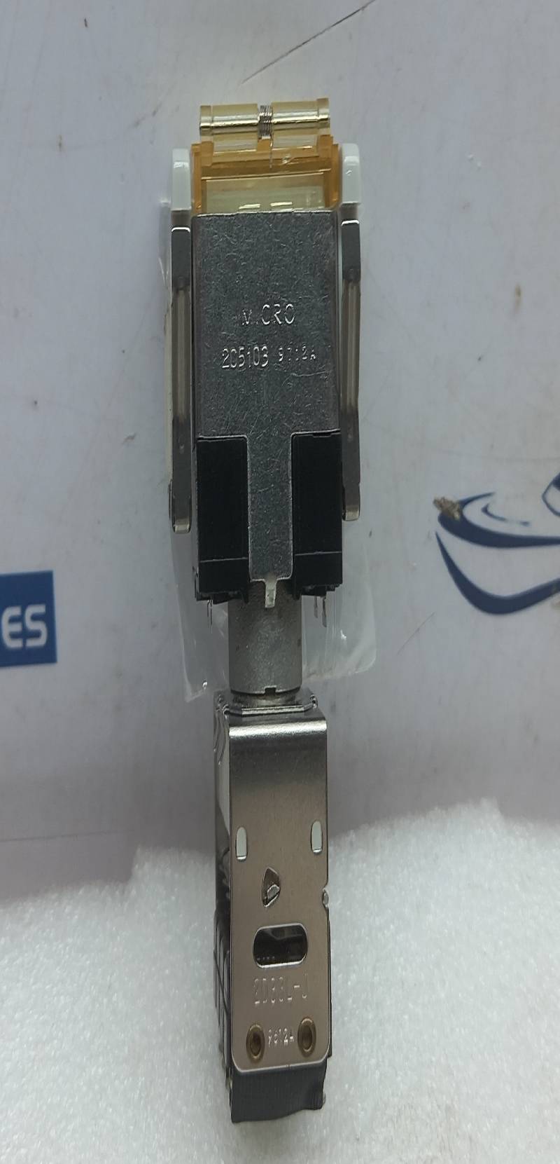 Yuken Kogyo 327L Open/Shut Control Switch Series 2 28V 1W