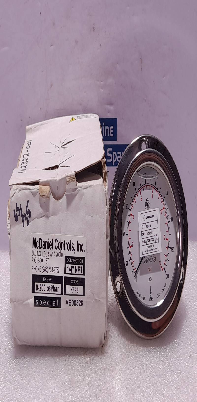 McDaniel KFPB Pressure Gauge Panel Mount 0-200 PSI