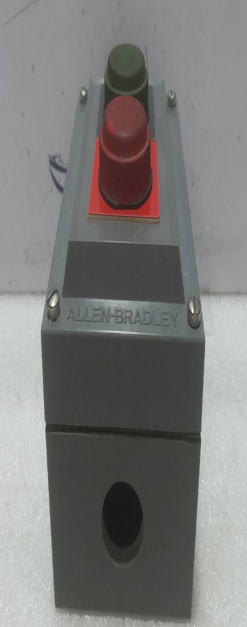 Allen Bradley 800H2HZ4R Electrical Station