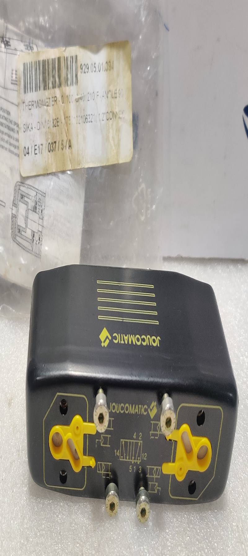 Joucomatic 54191027 Air Operated Solenoid Spool Valve 12bar 60C