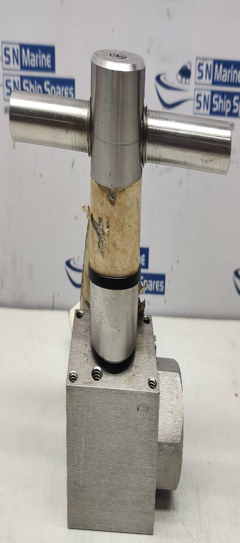 Oliver Valvetek OV193441CM Ball Valve 1/2In 10000Psi CAD Control 75650109