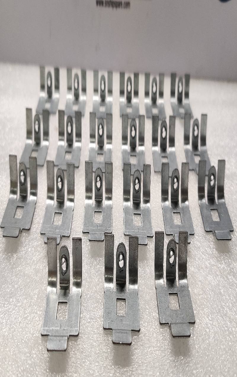 Speed Queen 510127 Door Strike Mount Alliance Laundry 21PCs In Lot