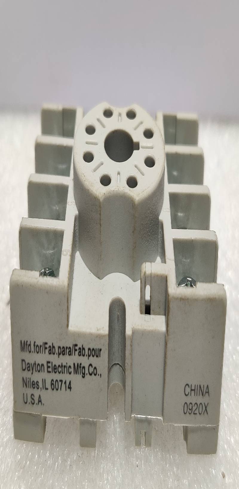 Dayton 5X852N Relay Socket 15A 300V 10A 600V 8PIN