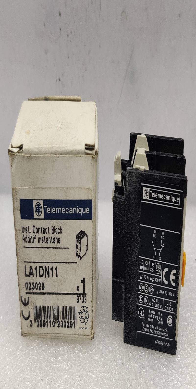 Telemecanique LA1DN11 Auxiliary Contact Block Ith: 10A Ue: 500V 4PCs In Lot