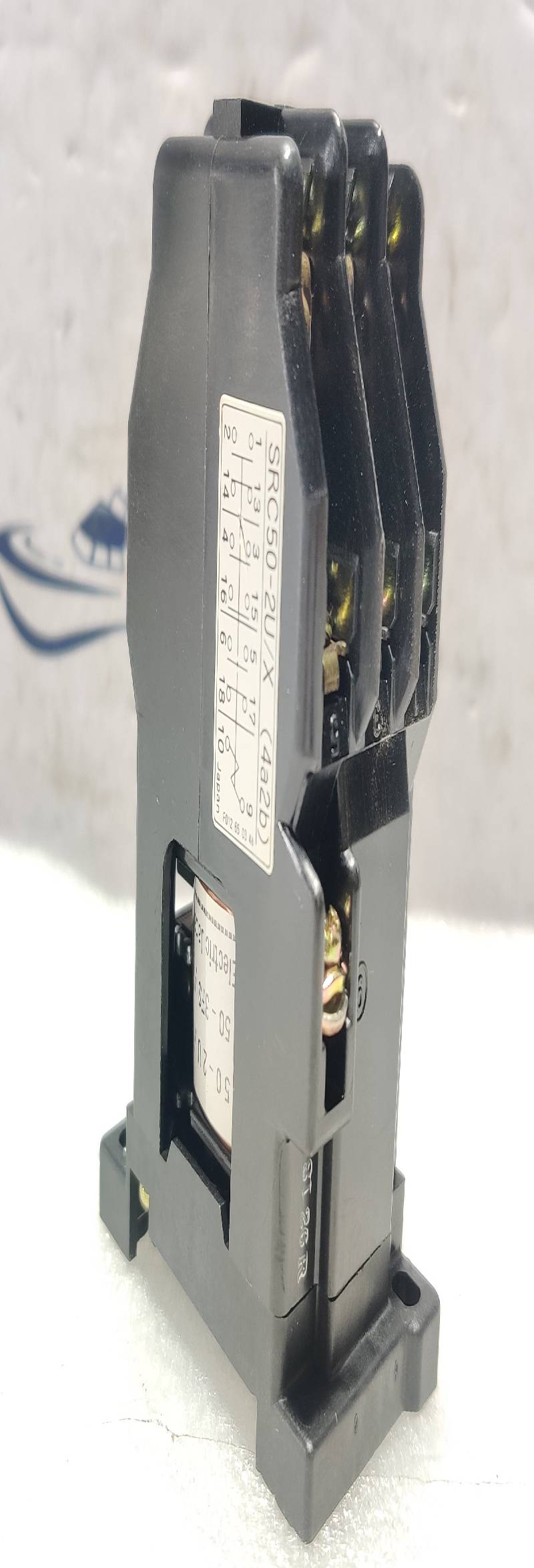 Fuji Electric SRC50-2U/X (4a2b) Auxiliary Relay 380-400/400-440V 50/60Hz