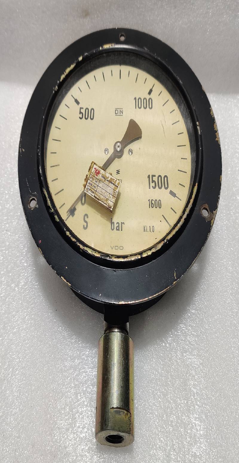 VDO 0-1600 Bar Pressure Gauge 11795-GU-08