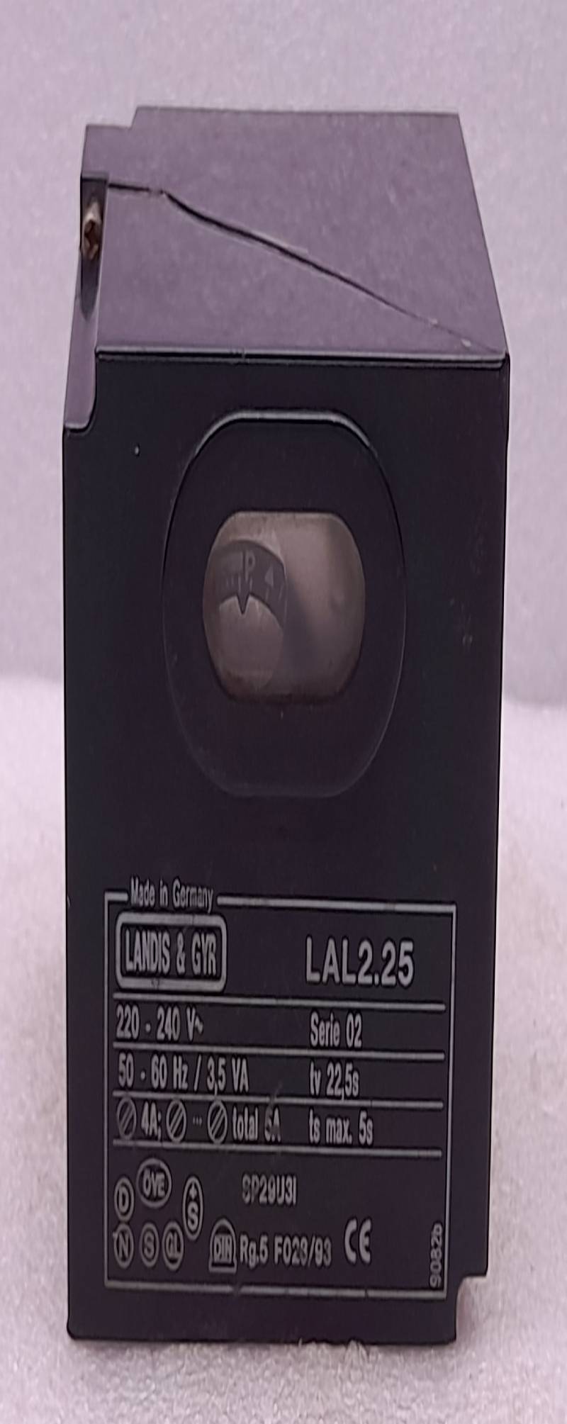 Landis & Gyr LAL.25 Burner Controller Series 02 220-240Vac 3.5A 50/60Hz SP29U3I