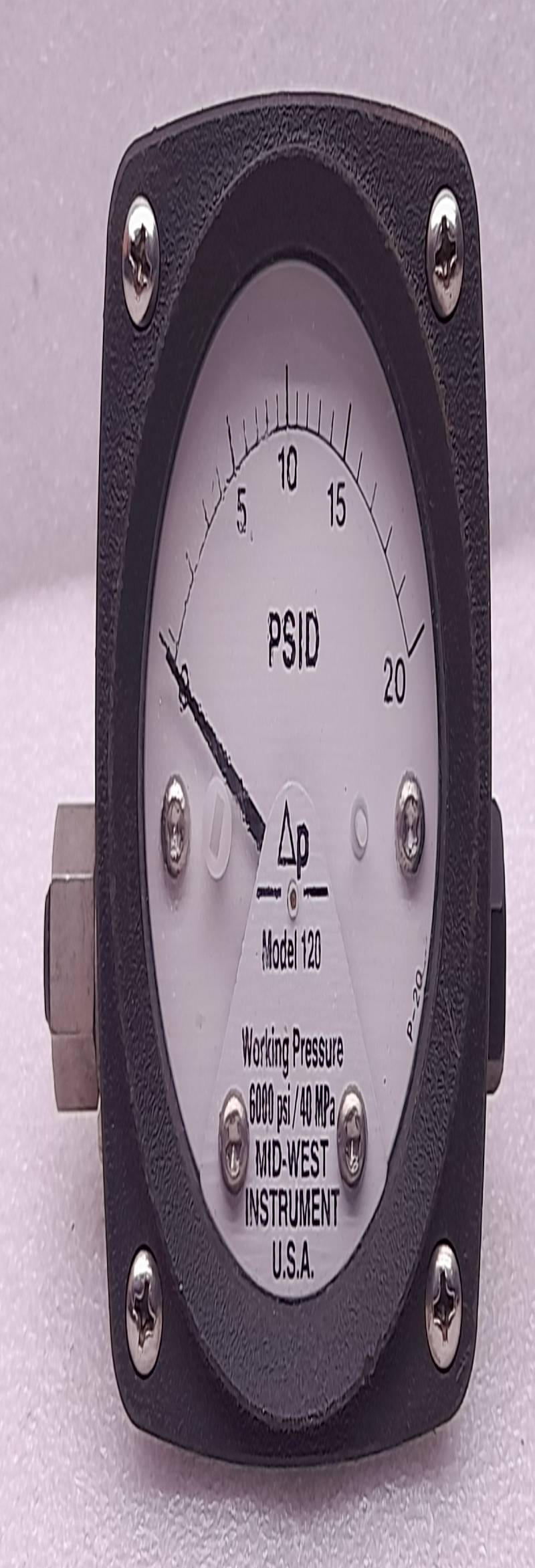 Midwest 120AA-00-OO Pressure Gauge  Max Wp 6000Psi  Body Alum  Seals BUNA-N  Max Temp F200