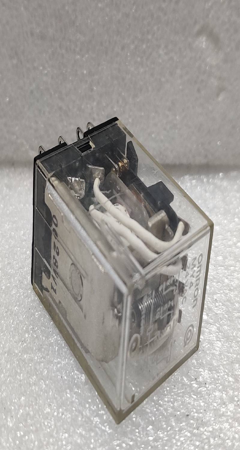 OMRON MY4 RELAY 5A 240VAC 5A 28VDC COIL-24VAC