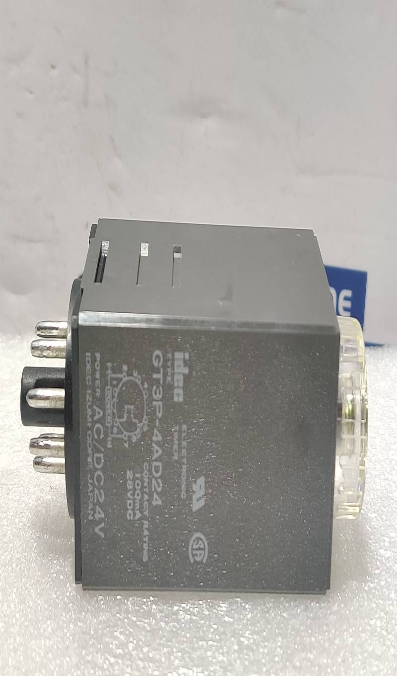 IDEC GT3P-4AD24 Electronic Timer 100mA 28VDC AC/DC24V