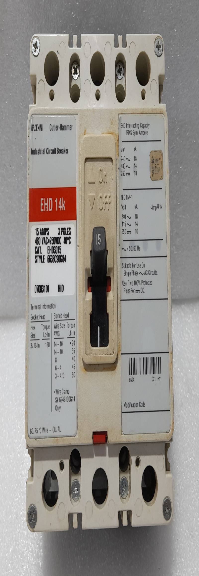 Cutler Hammer EHD3015 Industrial Circuit Breaker EHD14k 15AMPS 3Pole 50/60Hz