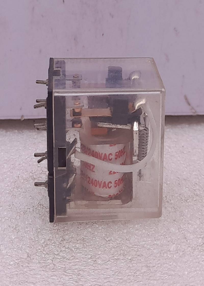 Honeywell SZR-MY2-1P Electric Relay 220/240VAC 50/60Hz 5@250VAC 2PCs In Lot 