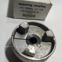 Magnaloy Coupling one Model 300 hub M300B0916C 16/32 STL BSH Clamp