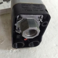 Danfoss Pressure Switch 031E0220 - Range 4-12bar Type:CS IP45 AB329 EN60947-4.-5