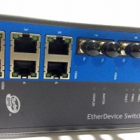 Moxa IKS-6726-F-HV-HV-T Switch + EDS-508A-MM-ST Ethernet Switch + accesory pack