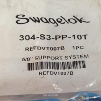 Swagelok 304-S3-PP-10T 5_8 Inch Support System 29PCs Lot