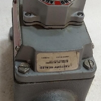 Push Button Switch - Pilot Light - EFDCB11035 Type: SSA  - 600 VAC - Heavy Pilot