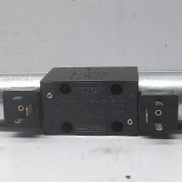 Denison Hydraulics 026-54203-H Solenoid Operated Directional Control Valve 4 D01 3207 0302 C1G0Q 24VDC 1.29A