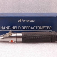 Atago 519453  Hand-Held Refractometer