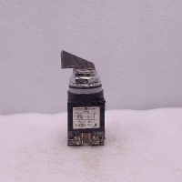 General Electric CR104P  Selector Switch  120VAC 0.15AMP  30VDC 0.15AMPS