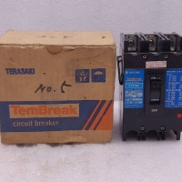 Terasaki XS50NS  Circuit Breaker  AC600V DC250V  3POLE  20A AC220V